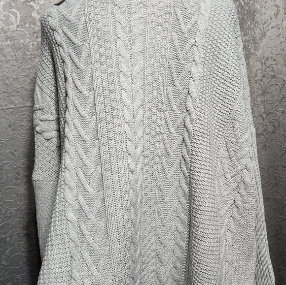 Cabela's Sweater Women's size large, gray NWT - Picture 11 of 13